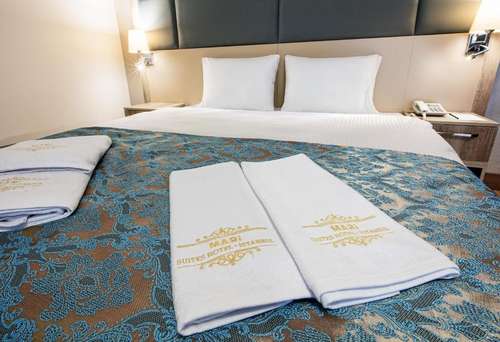 www.marisuiteshotel.com