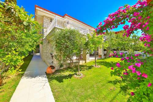 www.alacatisorfhotel.com