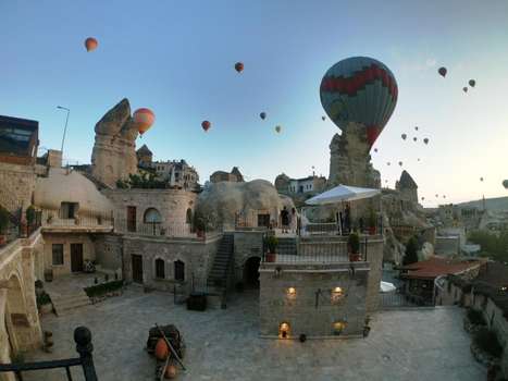 www.grandcavesuites.com