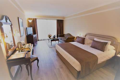 www.otelkaraca.com.tr