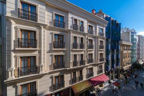 www.visiondeluxehotel.com
