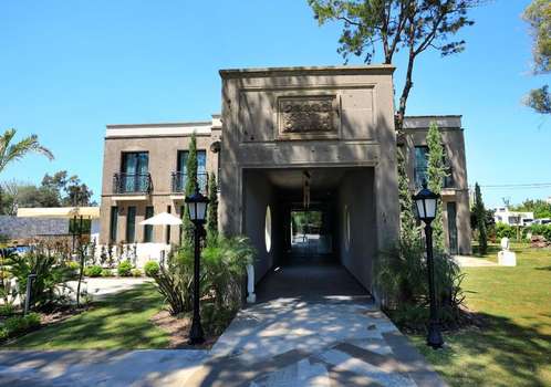 www.sandimabutikhotel.com