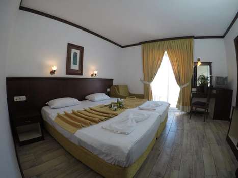 www.narhotel.com