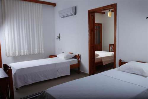 www.hotelapollon.net