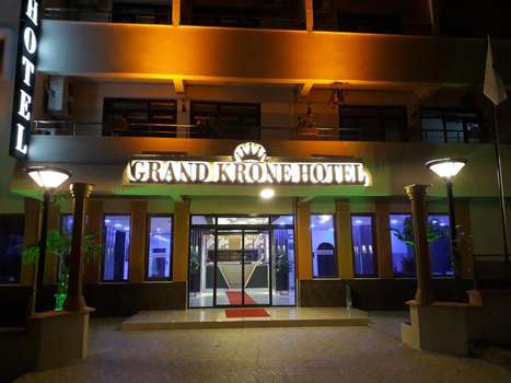 www.grandkronehotel.com