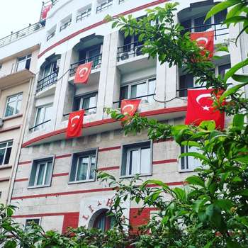 www.halihotel.com