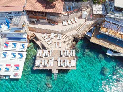 www.medusahotels.com