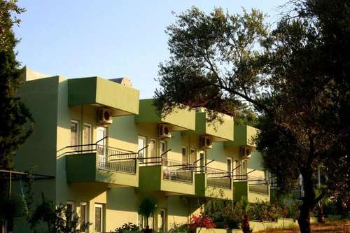 www.pataracarettahotel.com