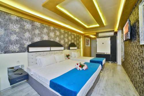 www.orkaoldcityhotel.com