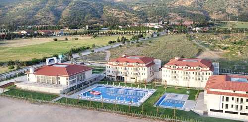 www.adempirahotel.com