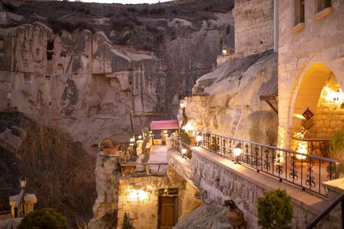 www.splendidcavehotel.com