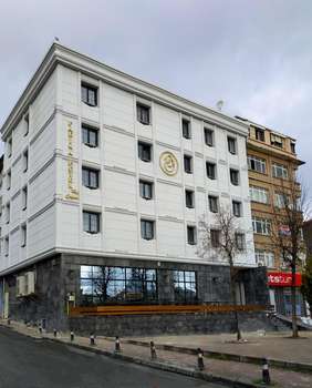www.farinahotel.com