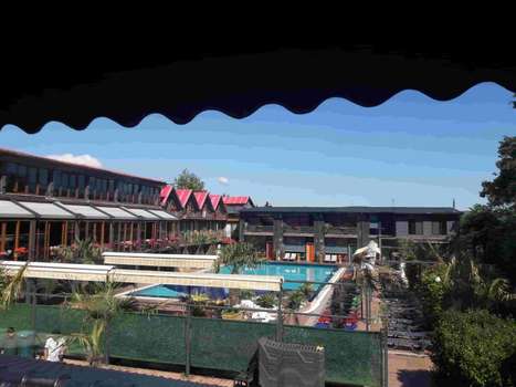 www.greenhousegardenpark.com