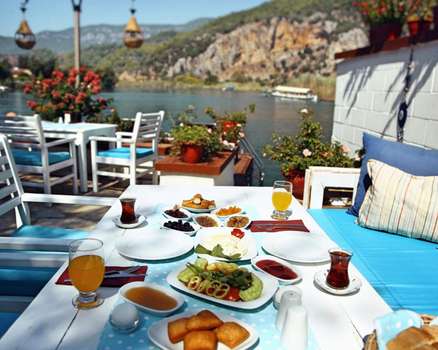 www.dalyanhotelmyra.com