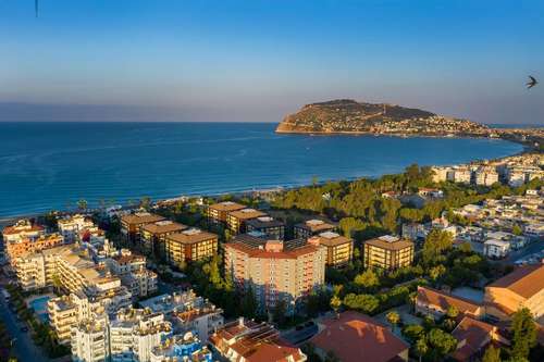 www.royalisahotel.com