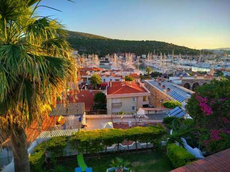 www.yalcinhotelcesme.com