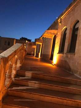 www.narlievbutikotel.com