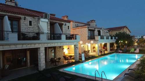 www.alacatifizziohotel.com