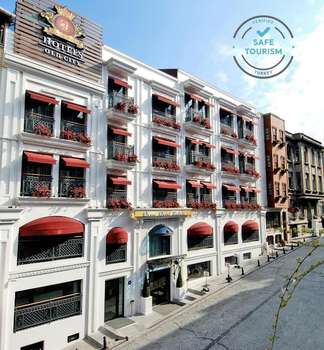www.dossodossihotels.com