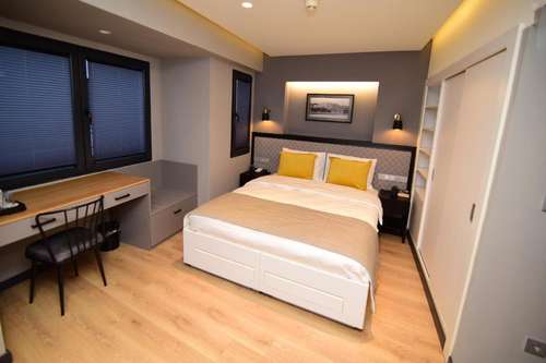 www.therowtaksimhotel.com