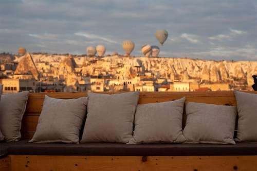 www.cappadociacaverooms.com