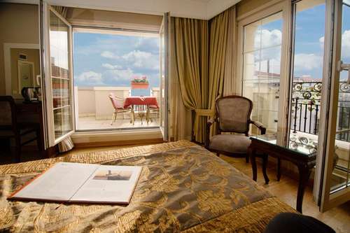 www.recitalhotel.com