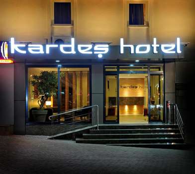 www.hotelkardes.com