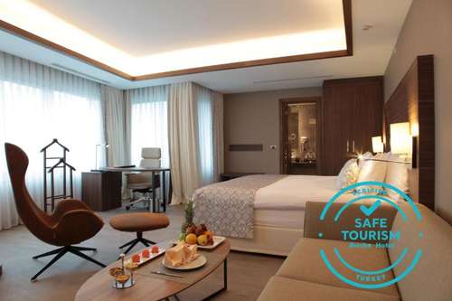 www.brickshotels.com