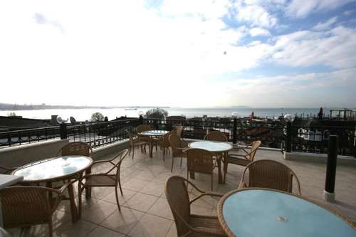www.grandpeninsulahotel.com