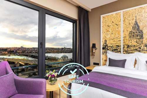 www.thehalichhotel.com