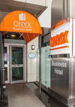 www.onyxbusinesshotel.com