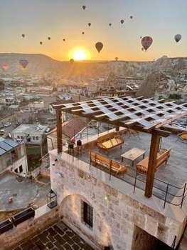 www.luvicavehotel.com