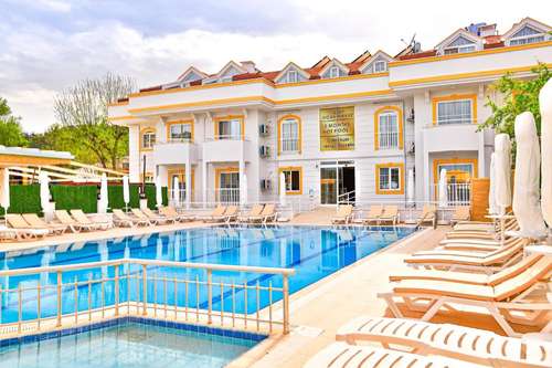 www.eramaxhotel.com