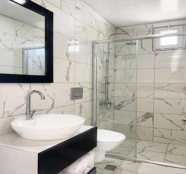 www.theroyalcityhotel.com