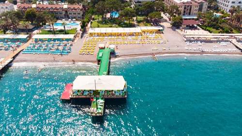 www.dosinialuxuryresort.com