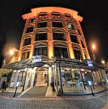 www.andhotel.com