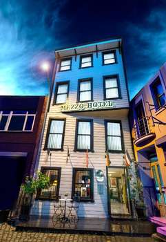 www.mezzo-hotel.com