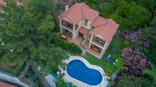 www.alyavillahotel.com