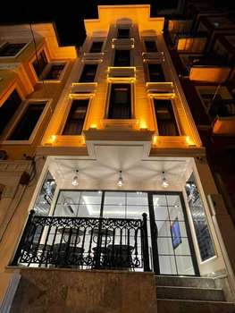 www.selsuitehotel.com