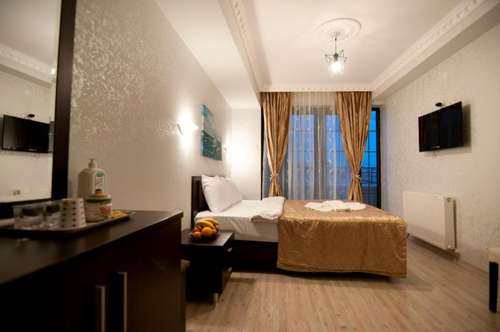 www.goldenhorncityhotel.com