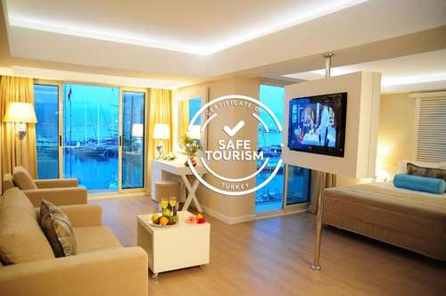 www.alestayachthotel.com