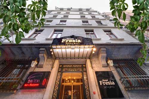 www.hotelfresia.com