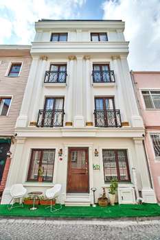 www.hotelkumru.com