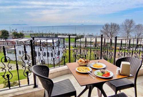 www.saruhanhotel.com