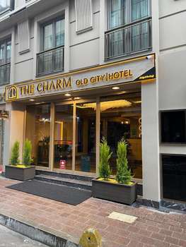 www.thecharmhotel.com