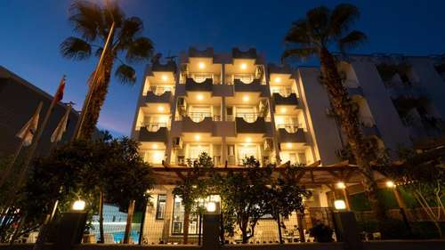 www.operaboutiquehotel.com