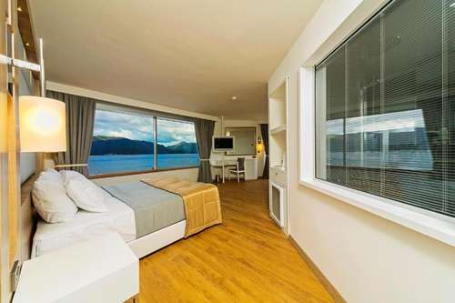 www.poseidonhotel.com