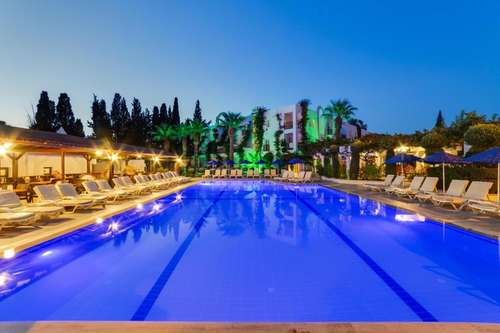 www.naturgardenhotel.com