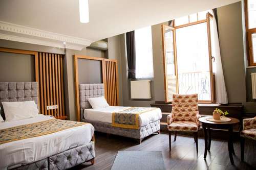 www.cumbalihotels.com