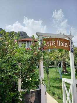 www.ayrishotel.com